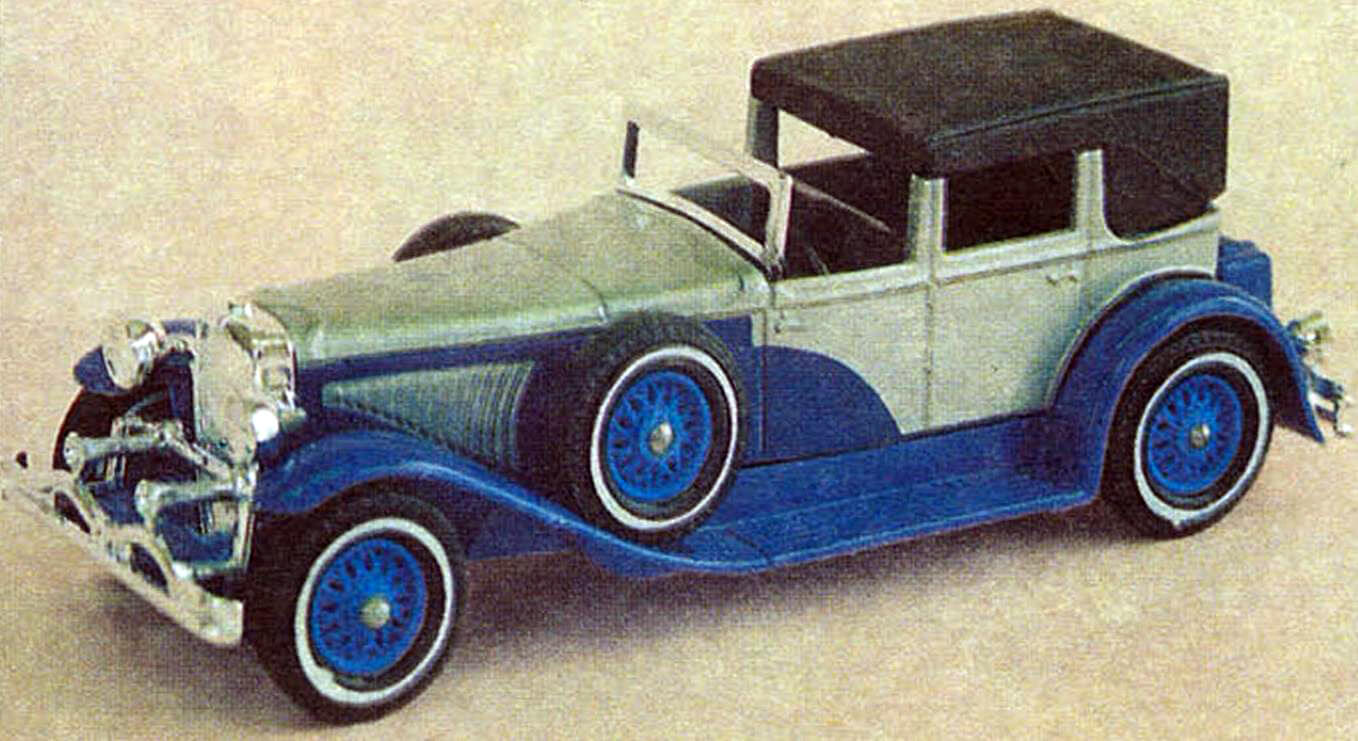 «DUESENBERG J» (1930 г.)