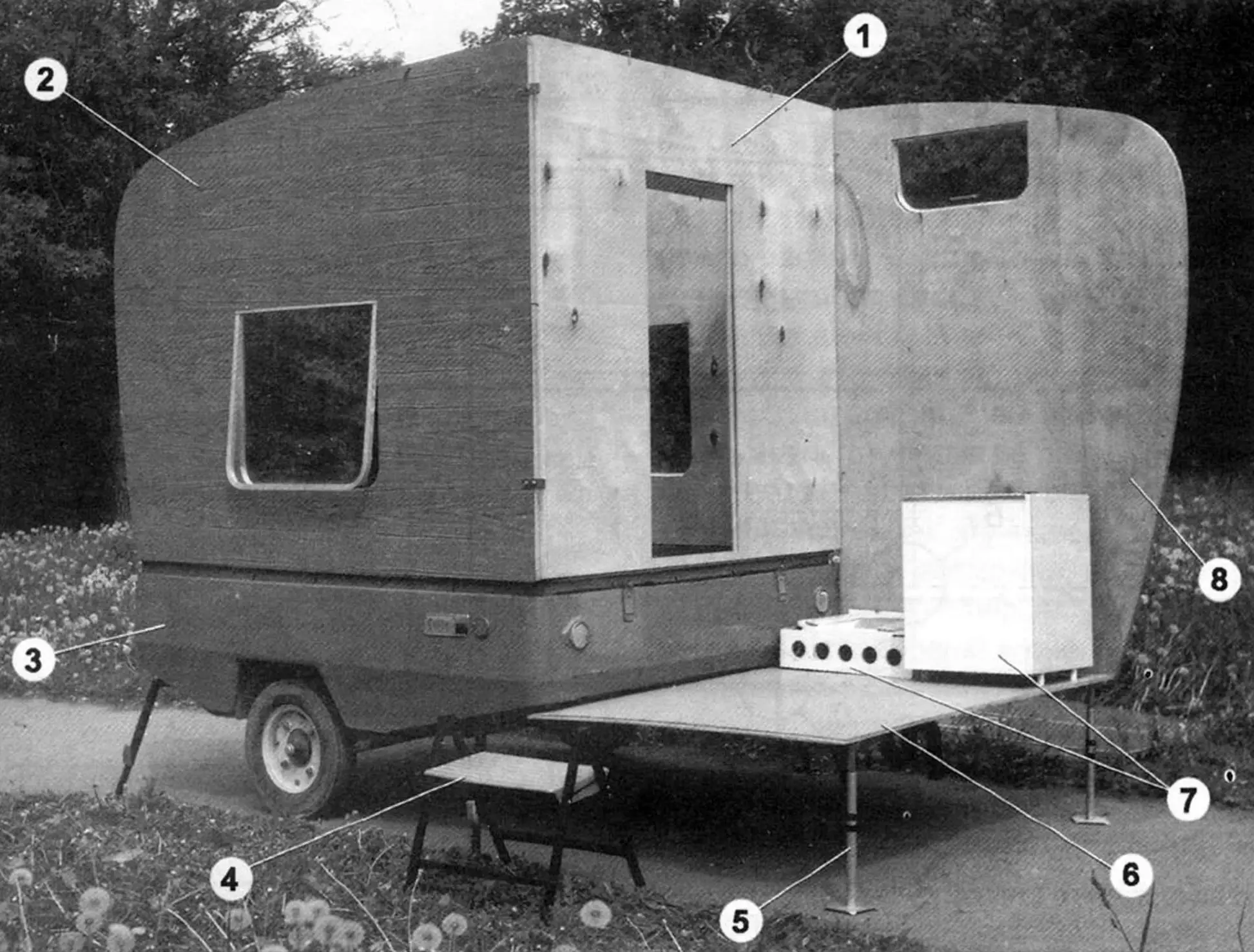 Structural elements of the trailer-dacha