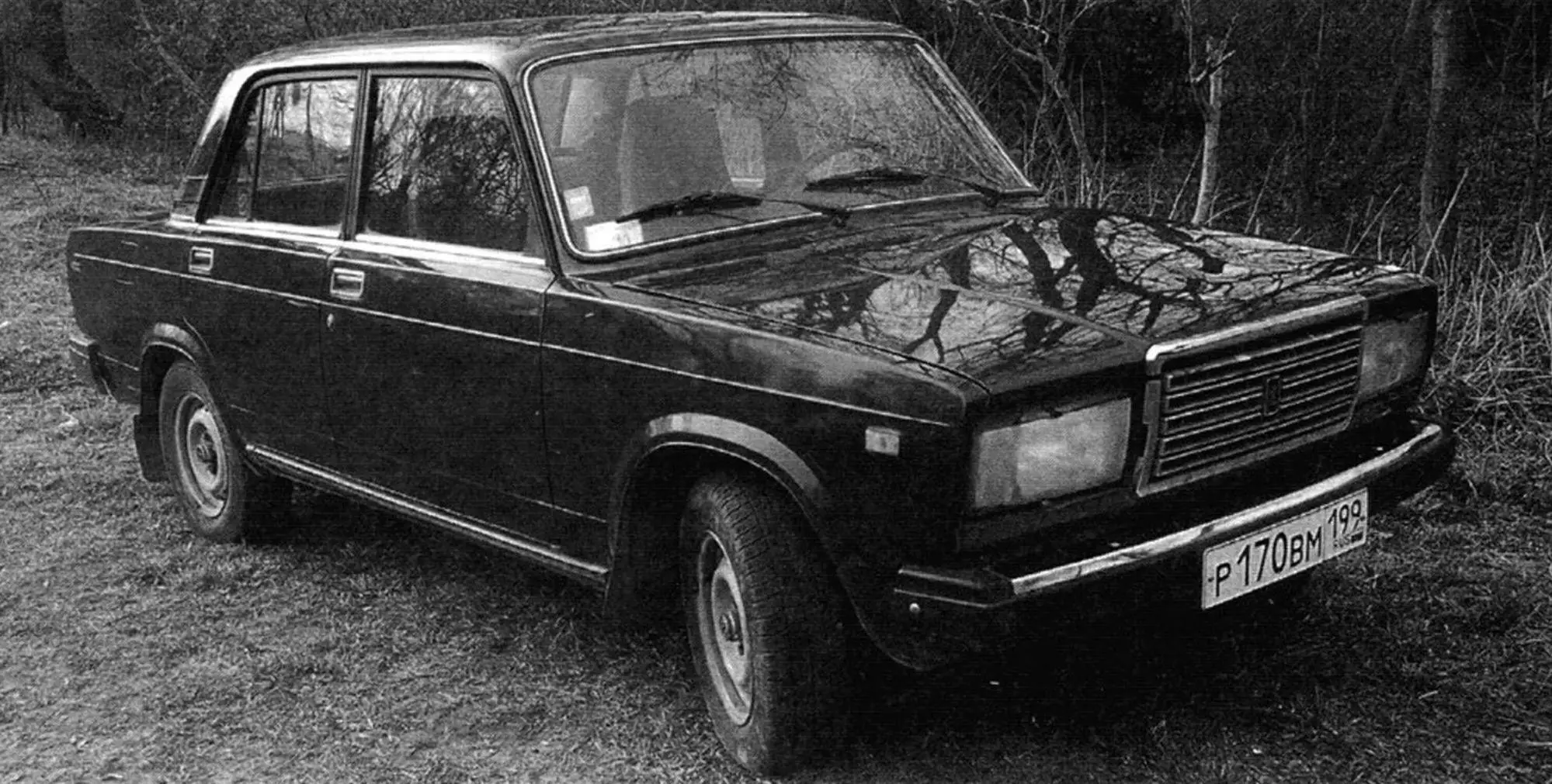 Автомобиль ВАЗ-21074 выпуска 2004 года с карбюраторным двигателем ВАЗ-2106