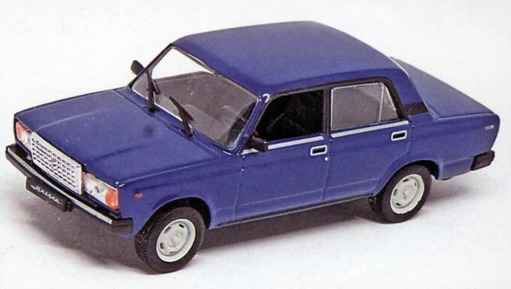 Модель ВАЗ-2107 из серии «Автолегенды СССР»