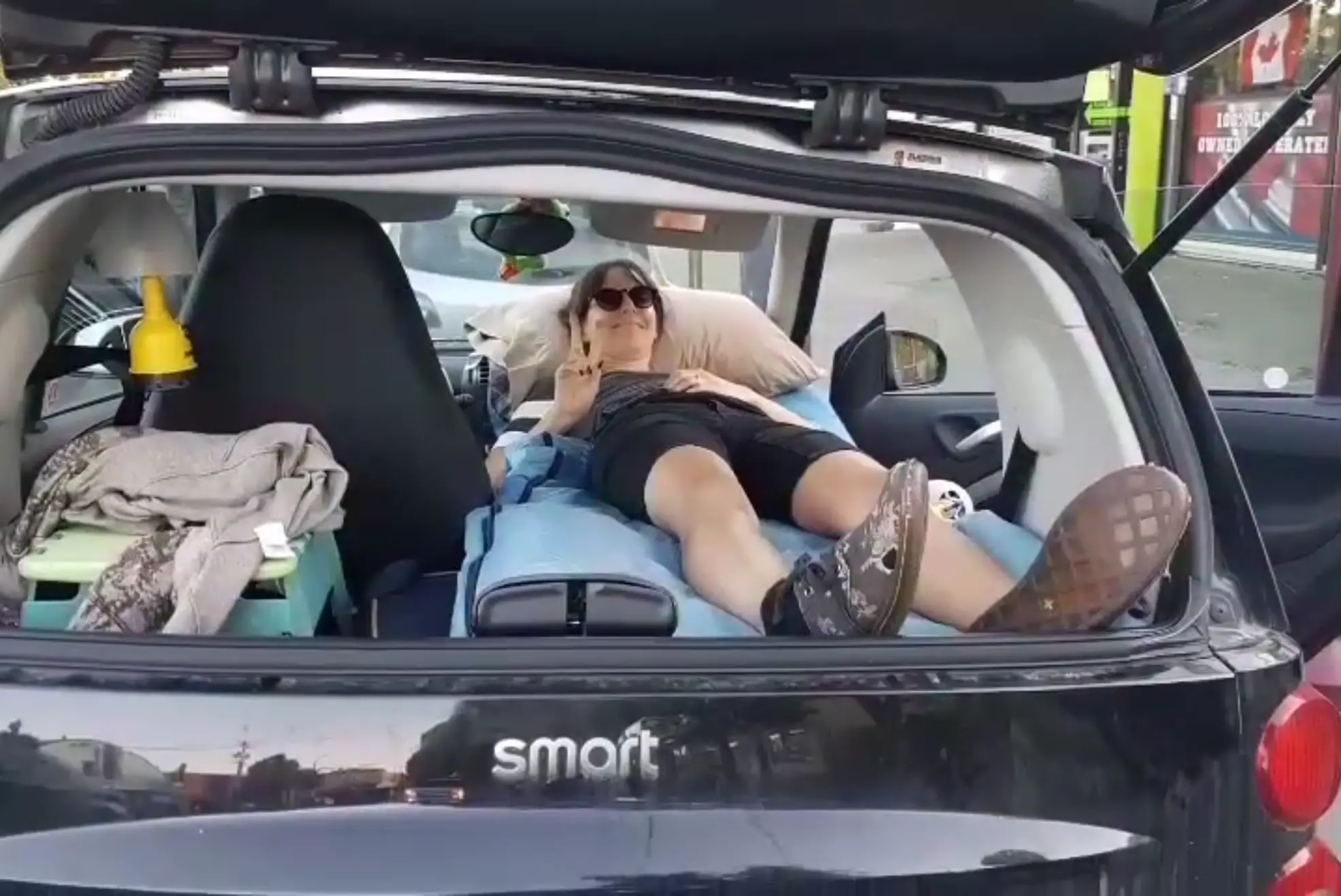 Кемпинг в Smart Fortwo 451: как превратить компактный автомобиль в мини-дом на колесах