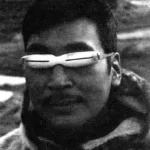 ПРИЩУРИТЬСЯ ПО-ЭСКИМОССКИ