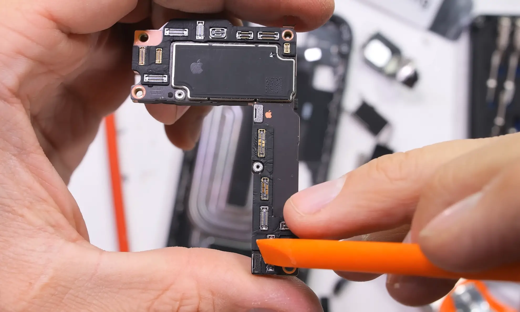 Чип А19 iPhone 17