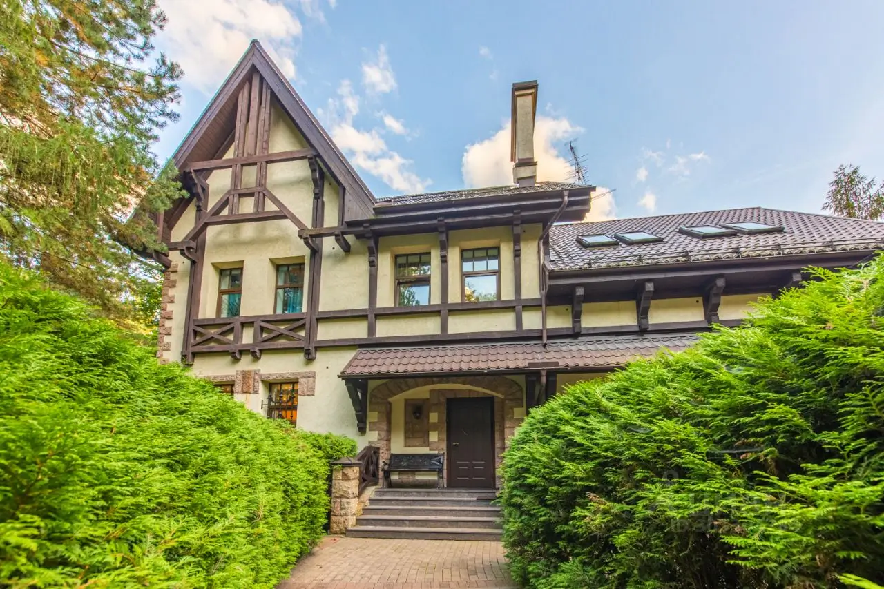 Купить загородный дом в Санкт-Петербурге для комфортного проживания и отдыха