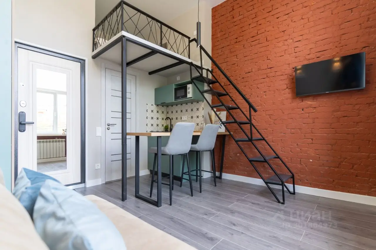 Апартаменты с кроватью на втором этаже в Екатеринбурге посуточно