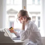 Минимальные требования банков к заемщикам, планирующим взять кредит на карту