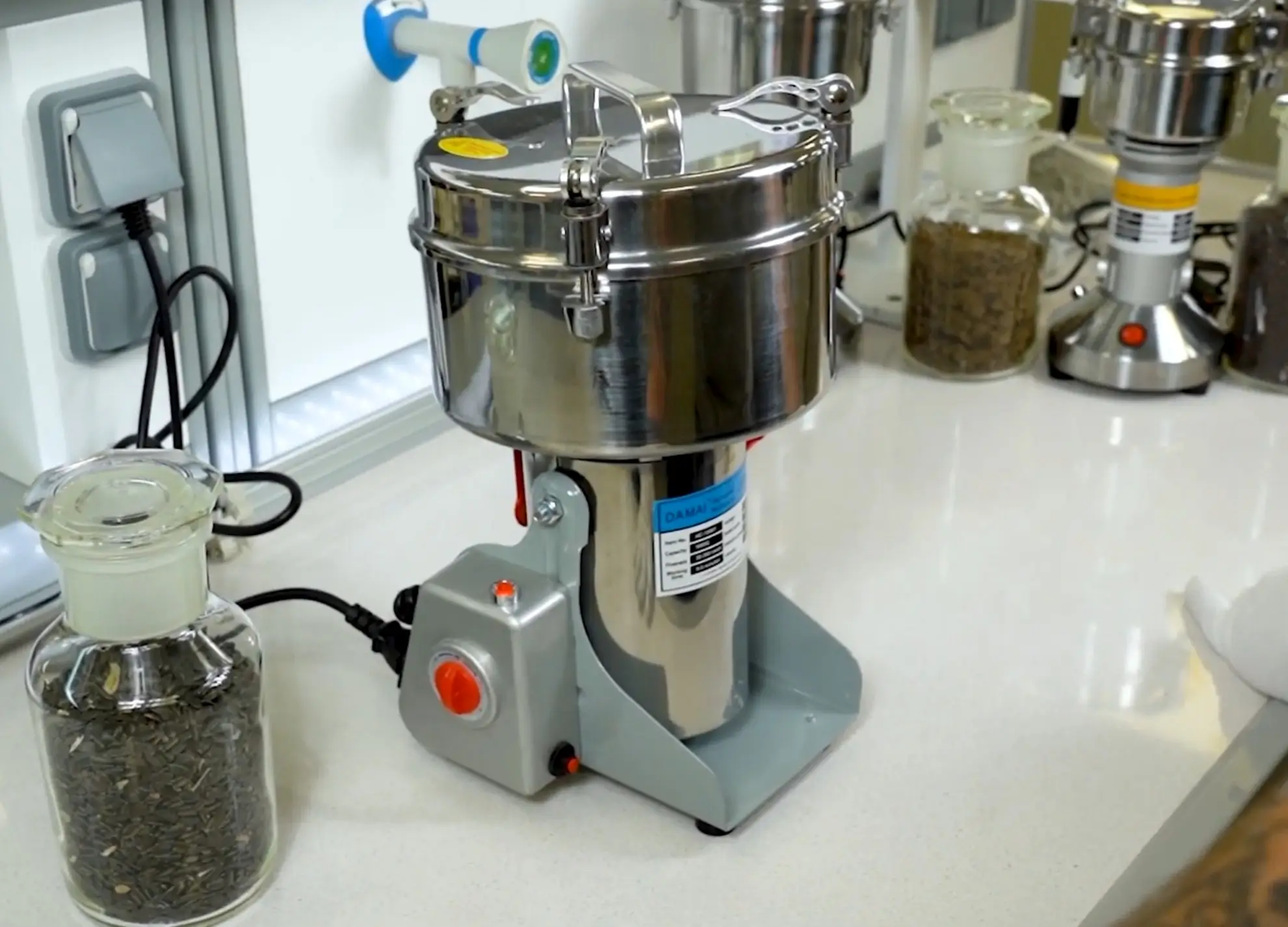 Лабораторные мельницы серии HC