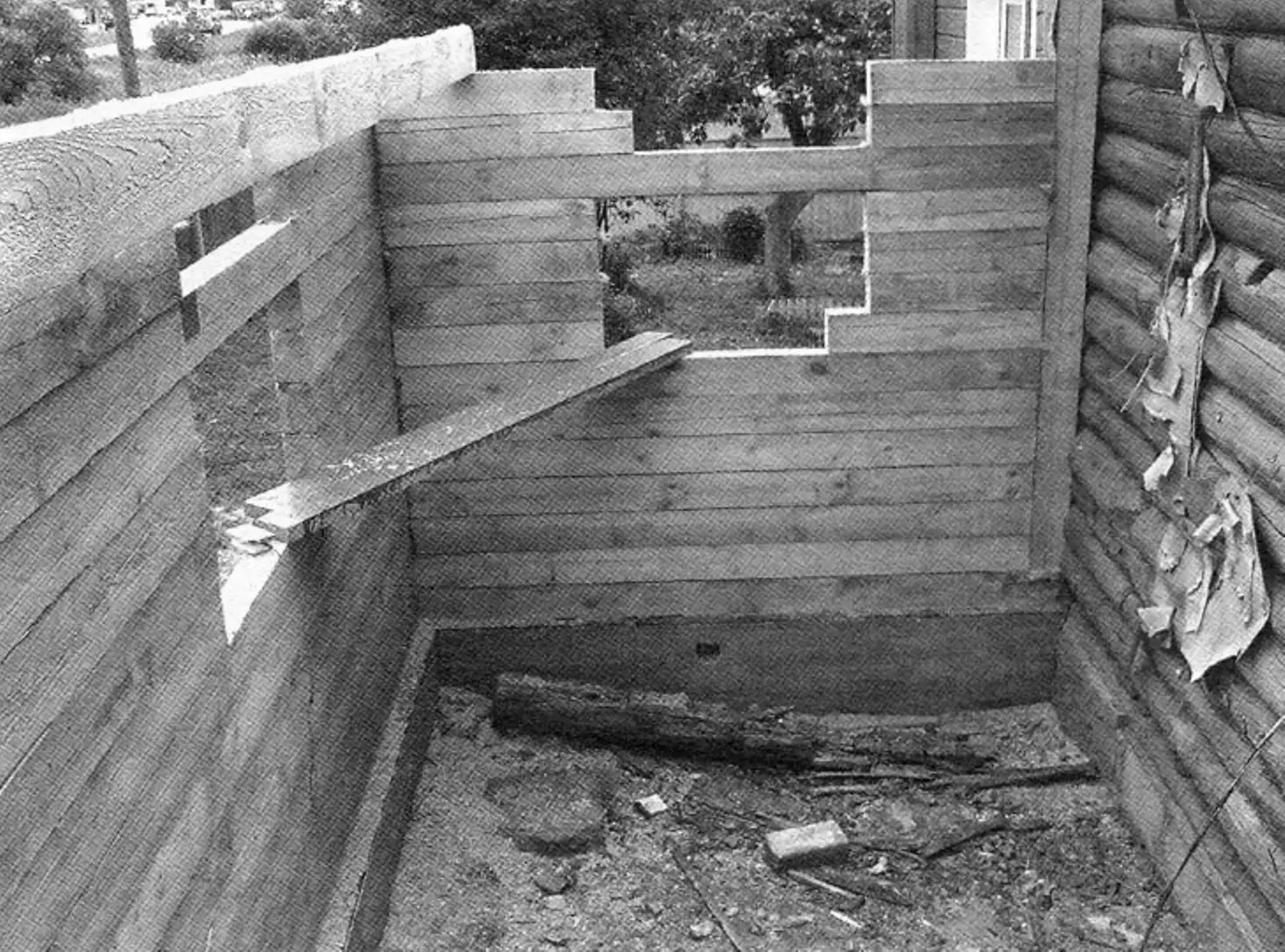 Building veranda walls with window openings