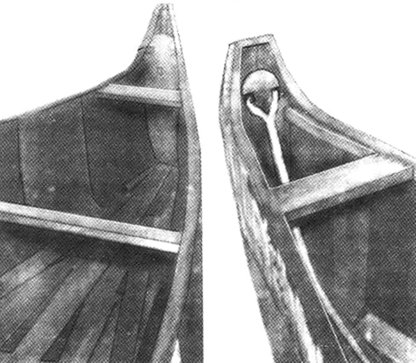 The bow and stern of the canoe are practically identical
