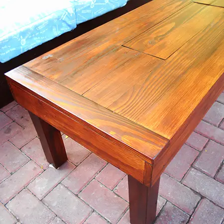 Table with closed lid
