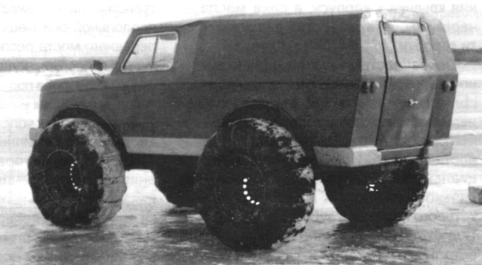 All-season operation of the all-terrain vehicle is ensured by pneumatic tires — they have long proved themselves reliable propulsion for any off-road. Grip on slippery ice is provided by bolts installed in the tread bands
