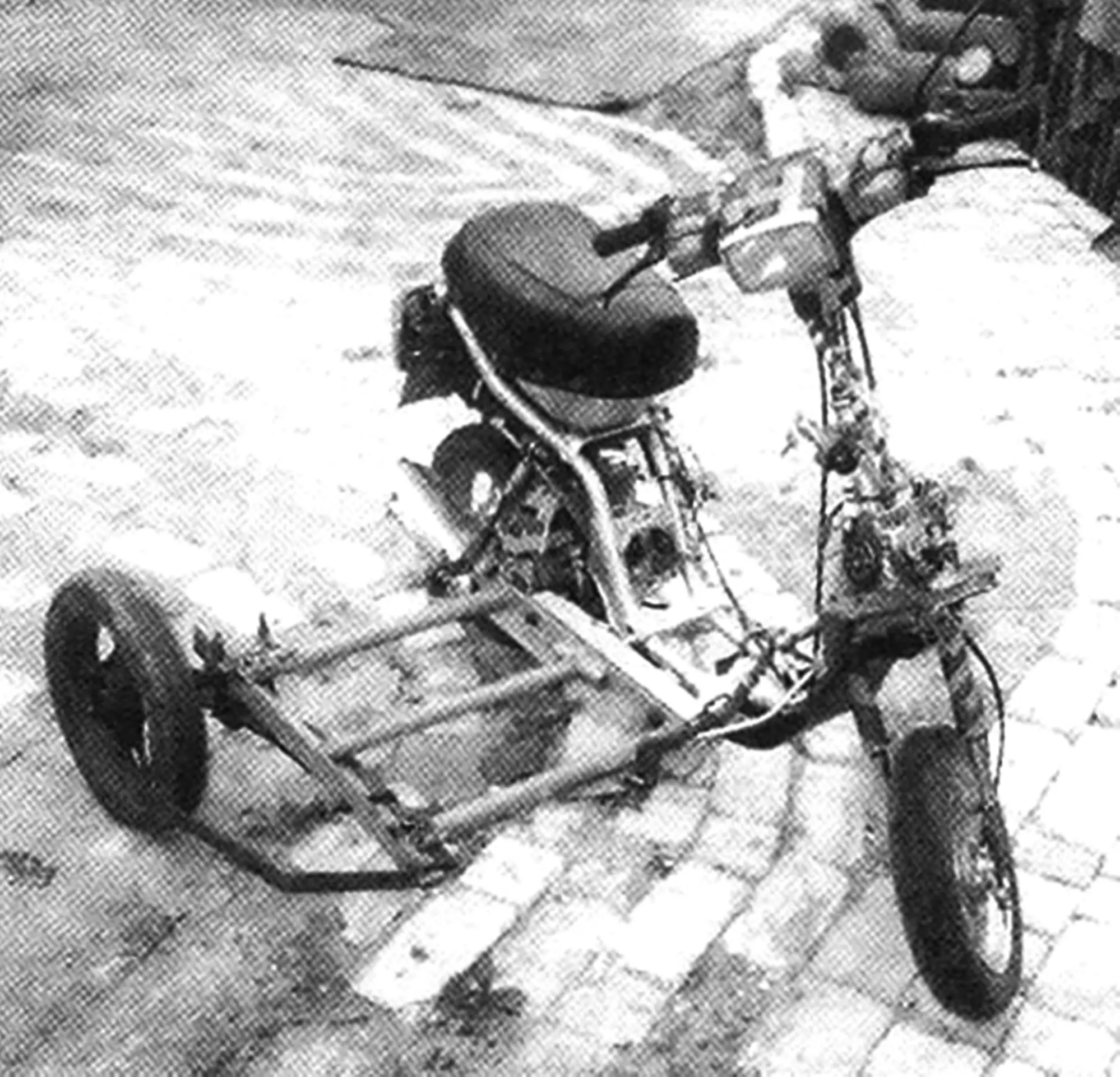 Chassis of a cargo vehicle based on a mini-moped