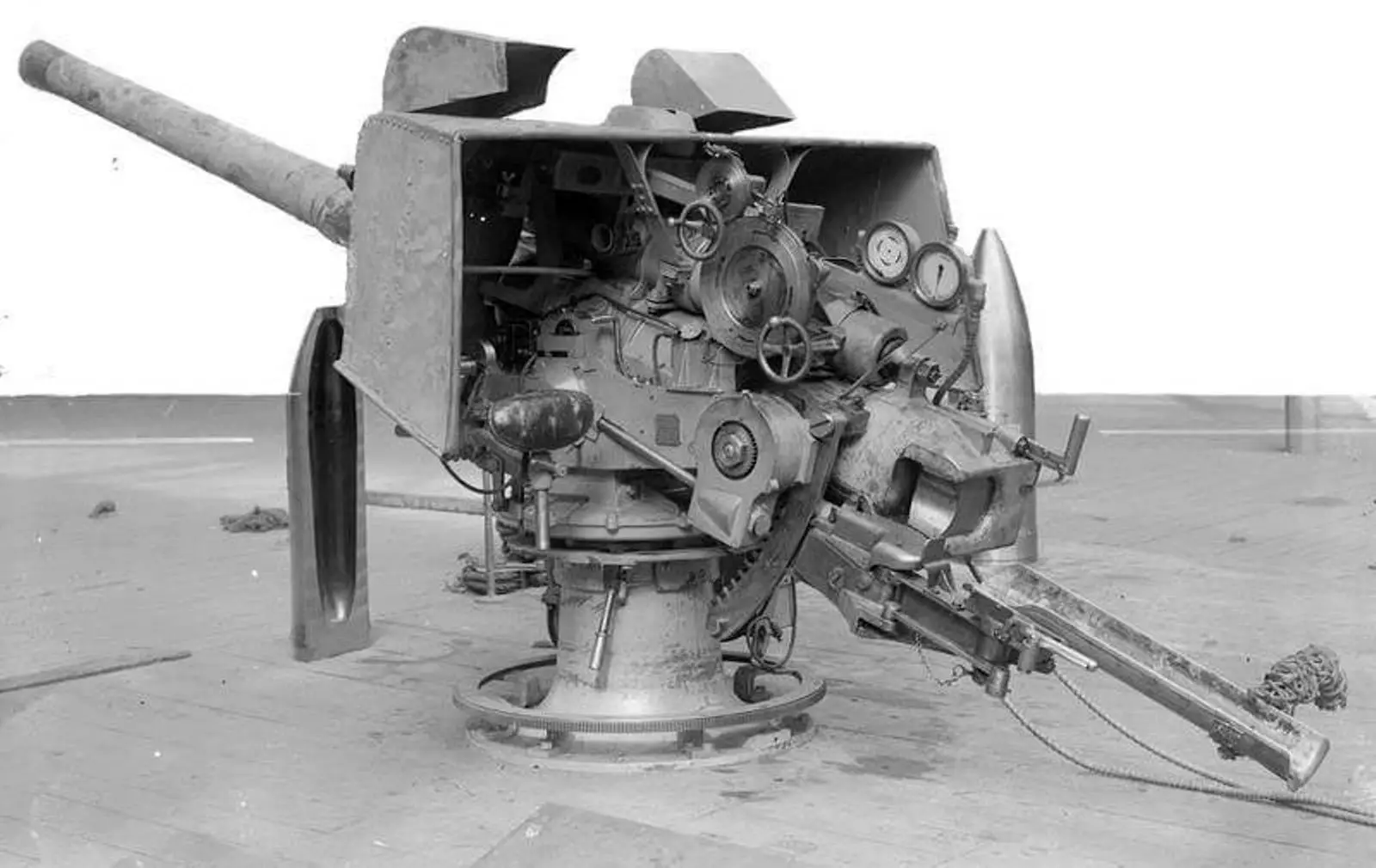 4-дюймовое орудие эсминца «Lance». Именно оно 5 августа 1914 года сделало первый британский выстрел в ходе Великой войны