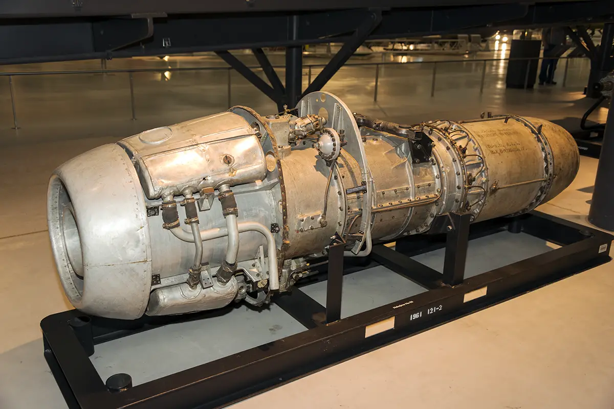 Двигатель Ne-20