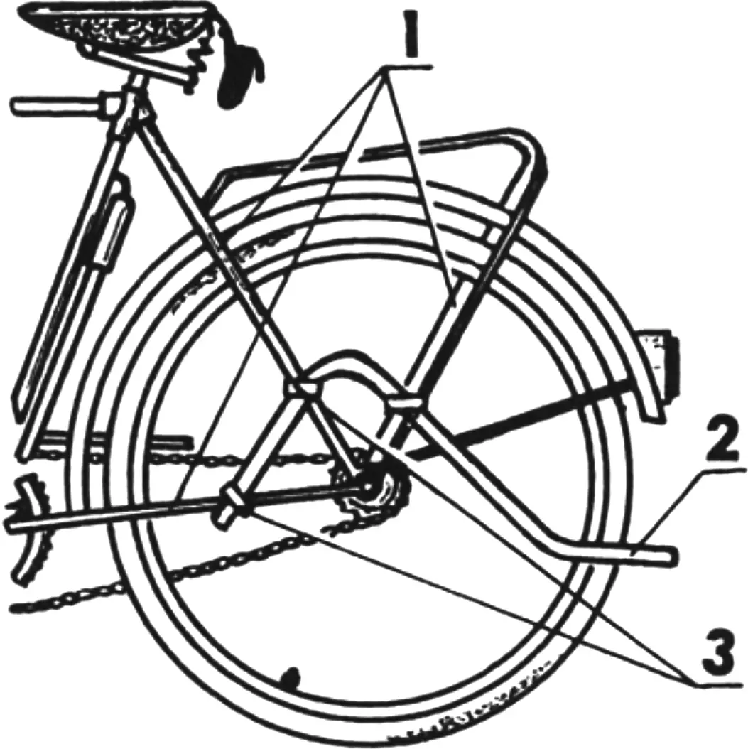 Variant of fastening the towing arch to the bicycle frame