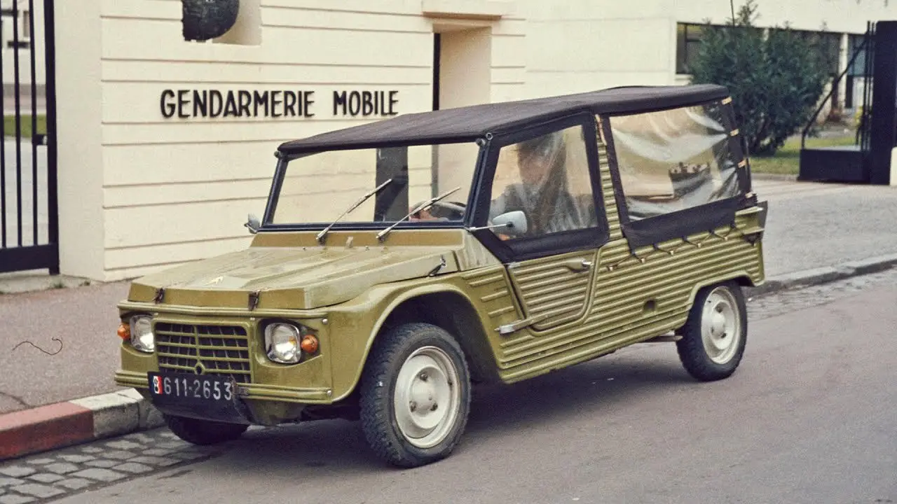 Citroen Mehari в комплектации для жандармерии