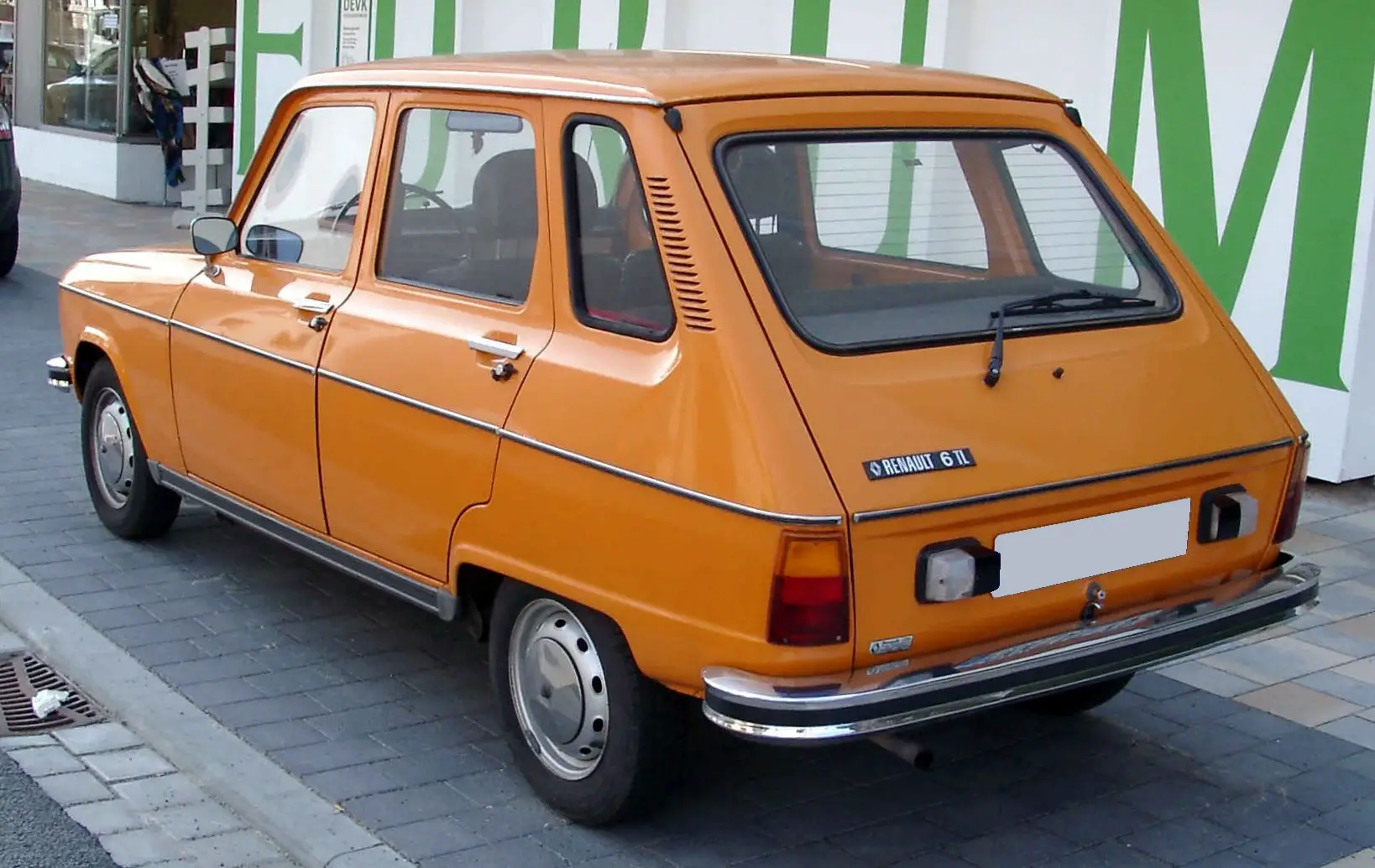 Поздняя версия Renault 6 TL