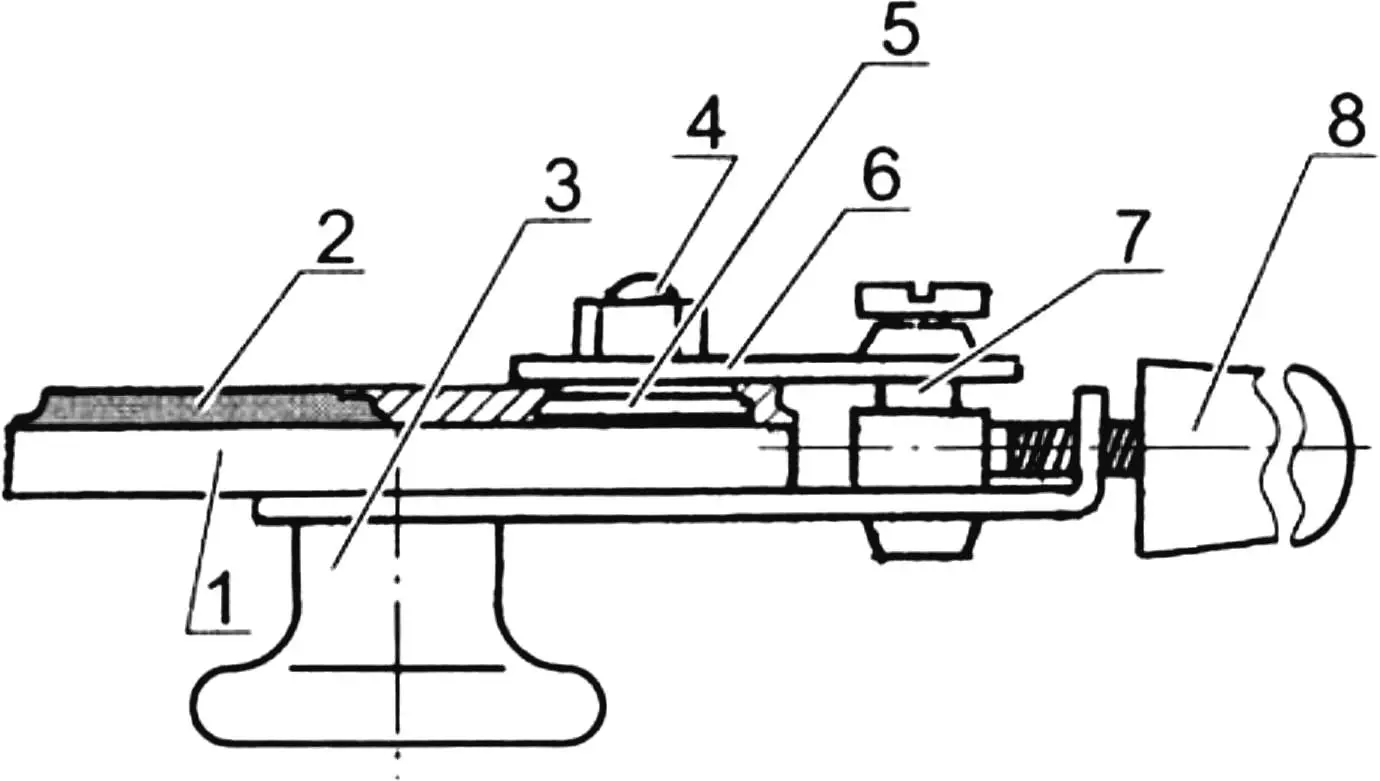 Fig. 3. P. Ratsin’s universal key (from an industrial version) in the “lid straightening” position